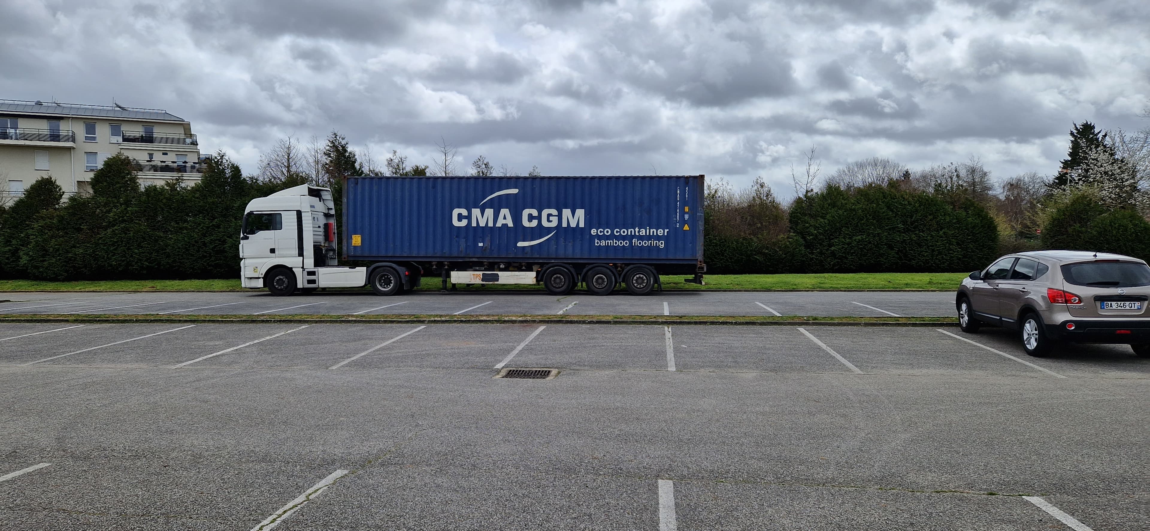 Container #2 — Lycée Mame Cheick Diaye
